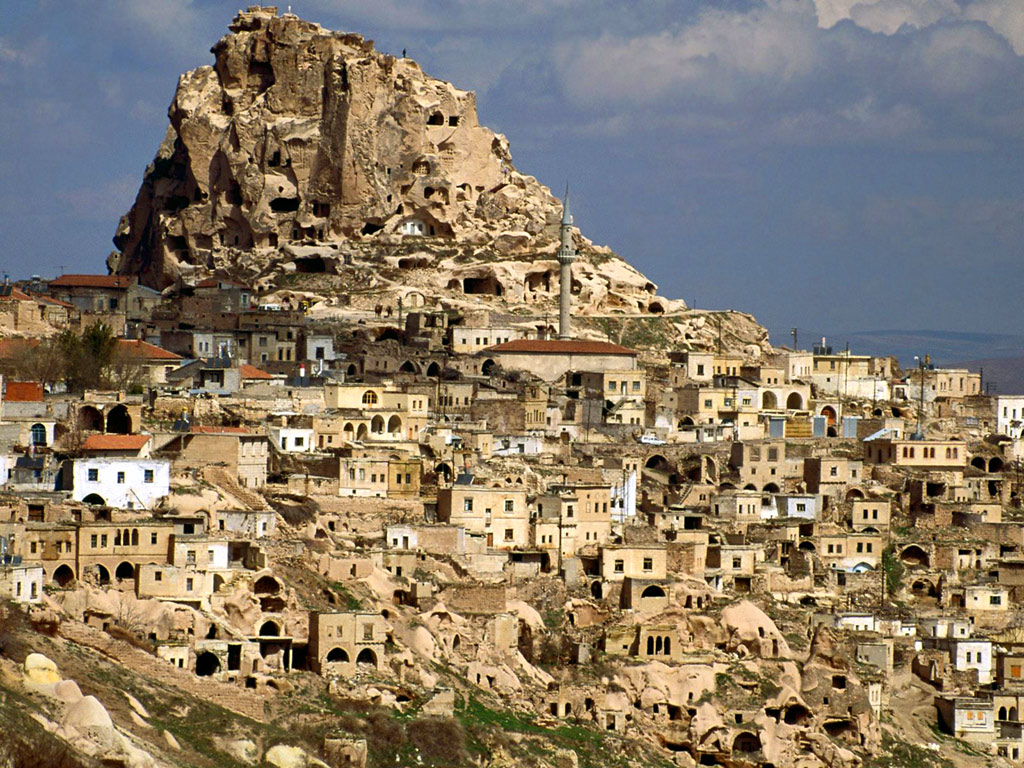 http://suncodel.files.wordpress.com/2008/12/cave_dwellings_of_cappadocia_turkey.jpg